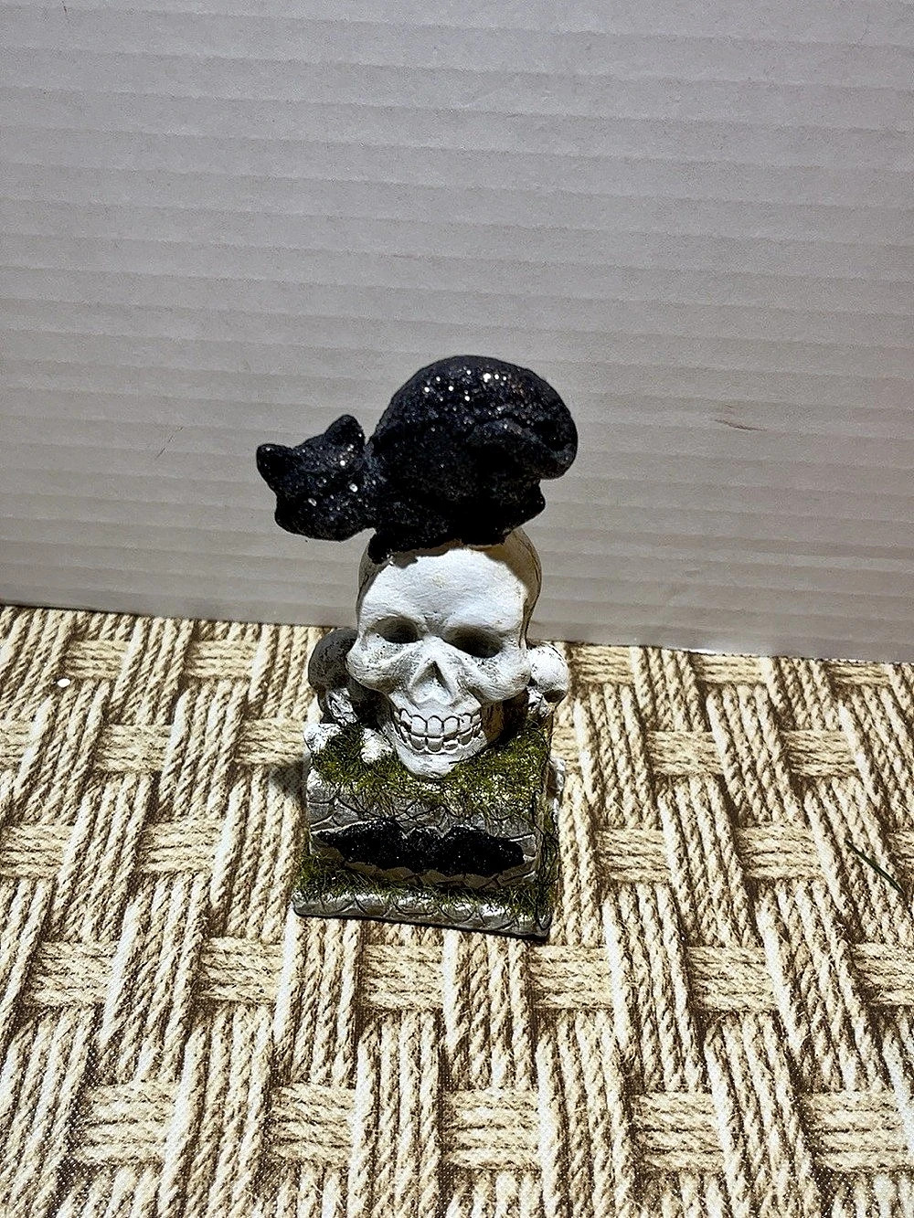 Gothic Skull Figurine Decor Black & White with black cat